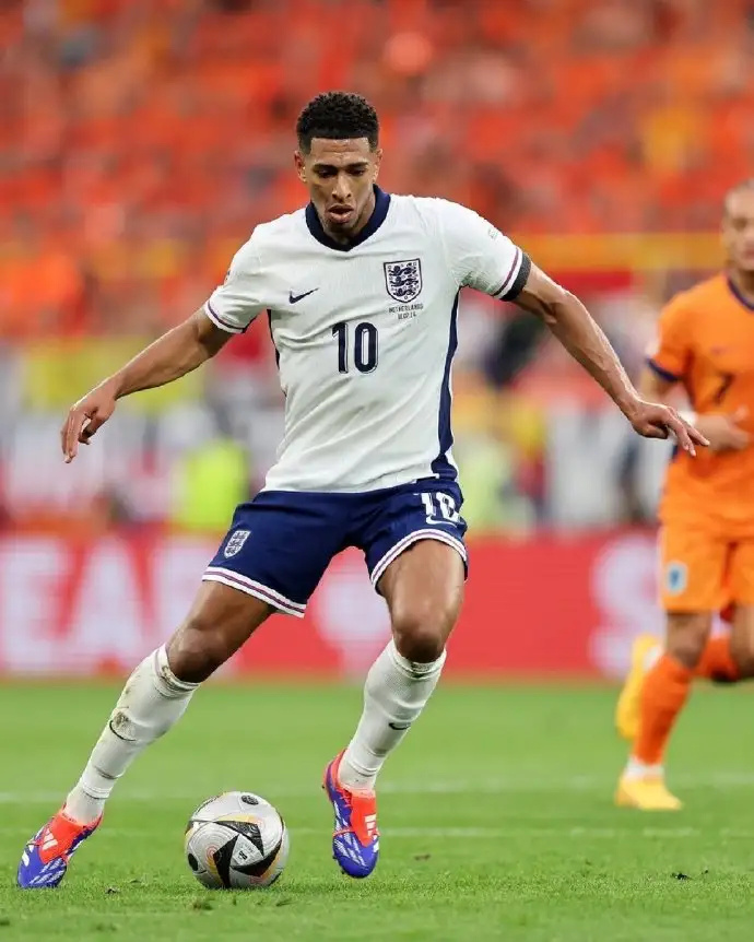 表现来看, 防守时的自