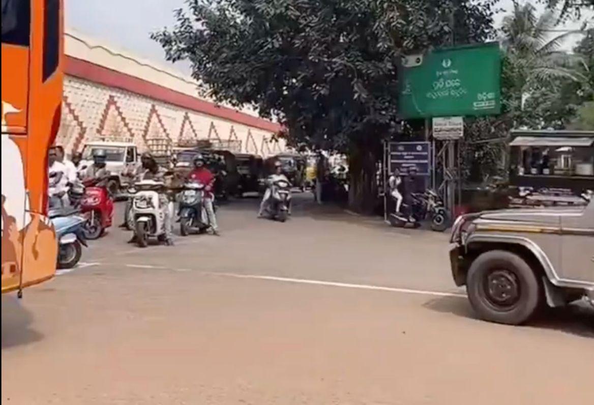 依旧以饱满 依旧以饱满